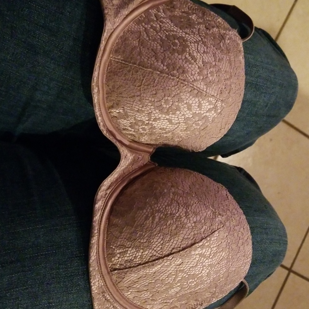 Lilac /mauve Victoria Secret bra